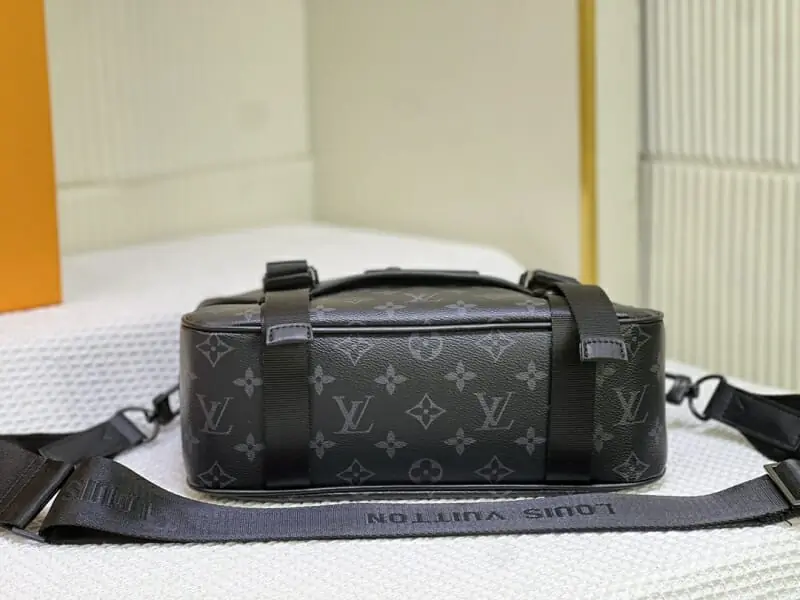 louis vuitton aaa homme mini sac a main s_12245744